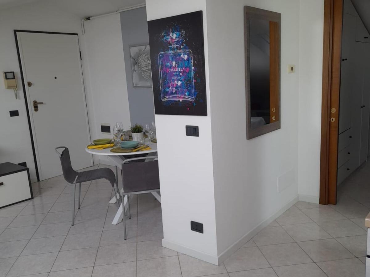 Mansarda Massimo Apartment *
